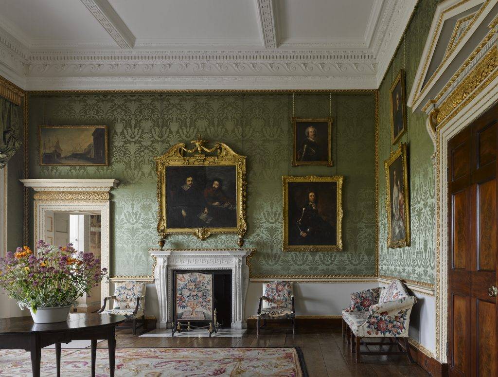 Green Drawing Room Hollins: Timeless Elegance for Your Home